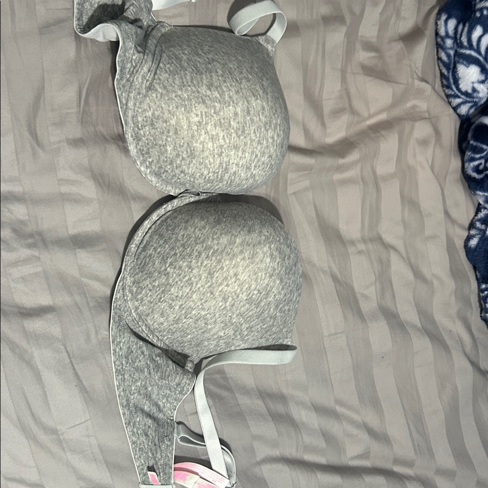 Victoria's Secret Light Gray Bra